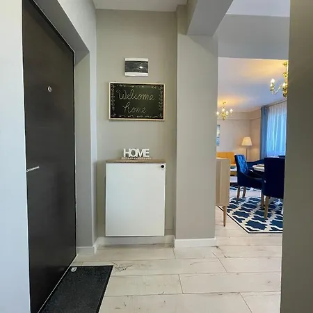 Romantic Jacuzzi Vivo Apartment Floresti (Cluj)