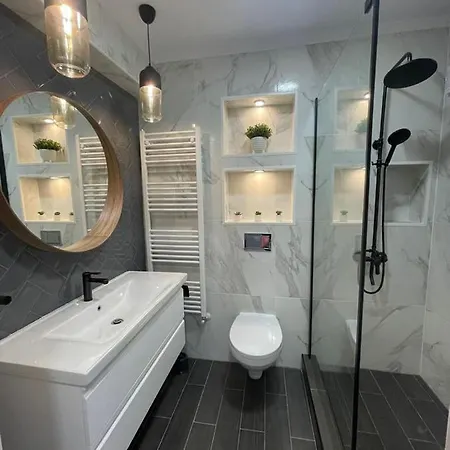 Romantic Jacuzzi Vivo Apartment *