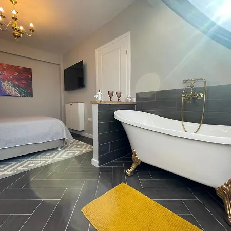 Apartment Romantic Jacuzzi Vivo *