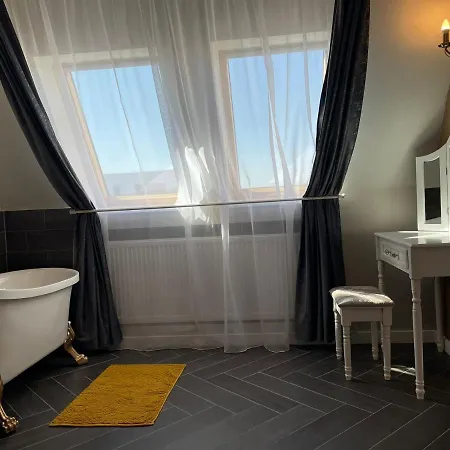 Romantic Jacuzzi Vivo Floresti (Cluj)